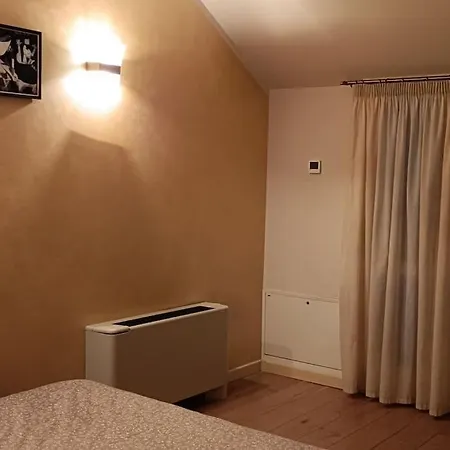 Terrace Escape With Jacuzzi Appartamento Timisoara