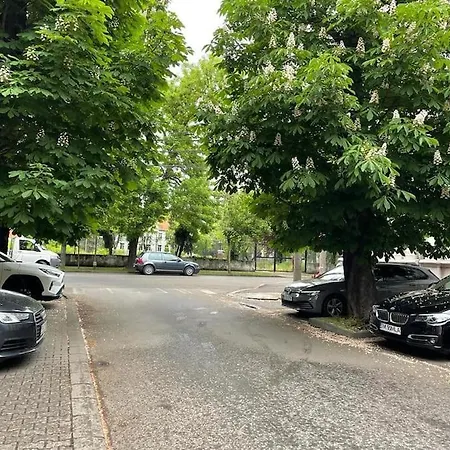 Terrace Escape With Jacuzzi Apartman *