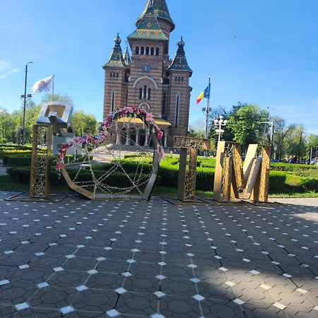 Terrace Escape With Jacuzzi Appartamento *