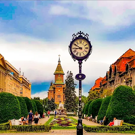 Terrace Escape With Jacuzzi Appartamento Timisoara