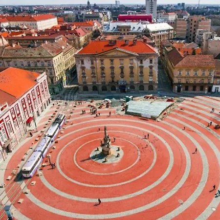 Terrace Escape With Jacuzzi *