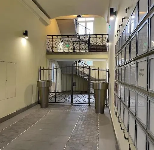 Terrace Escape With Jacuzzi 蒂米什瓦拉