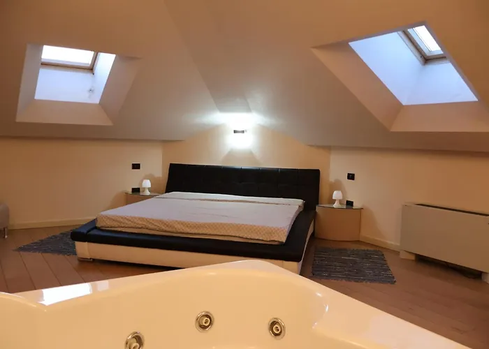 Terrace Escape With Jacuzzi Apartmán *