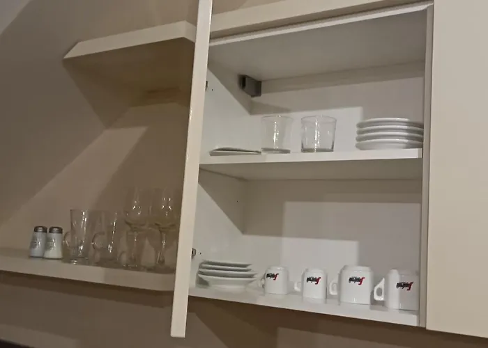 Terrace Escape With Jacuzzi Temešvár