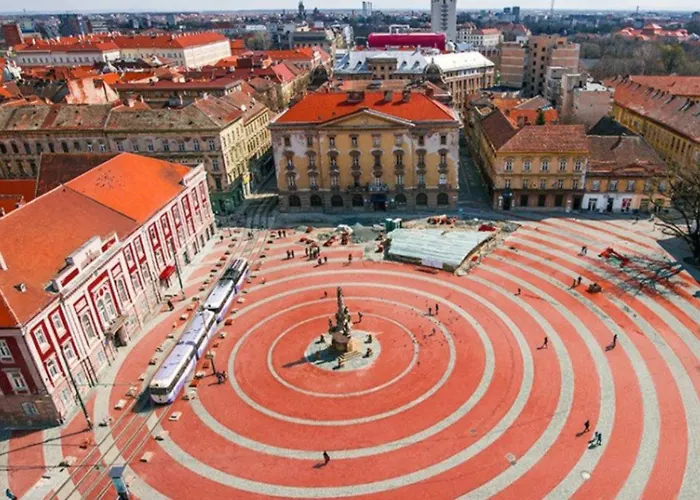 Terrace Escape With Jacuzzi *