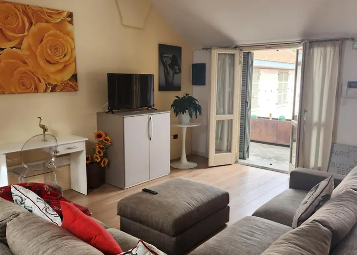 Terrace Escape With Jacuzzi Apartmán Temešvár