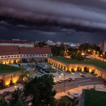 Terrace Escape With Jacuzzi