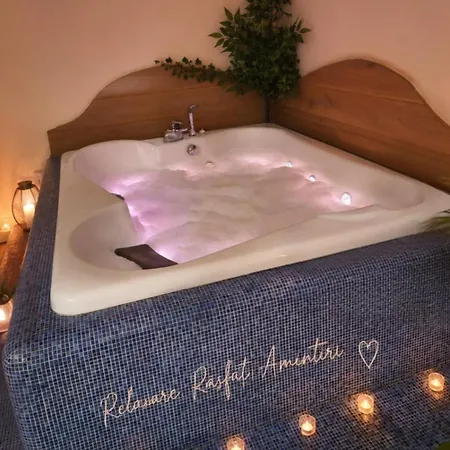 Terrace Escape With Jacuzzi